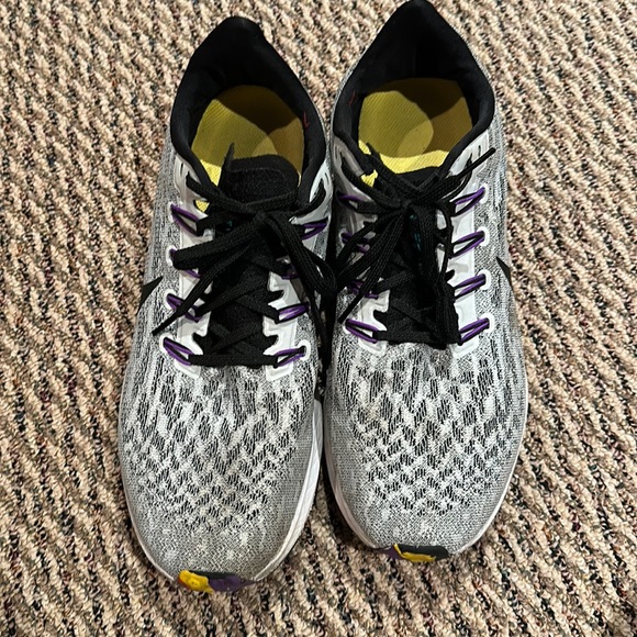 Nike Other - Men’s Nike Sneakers